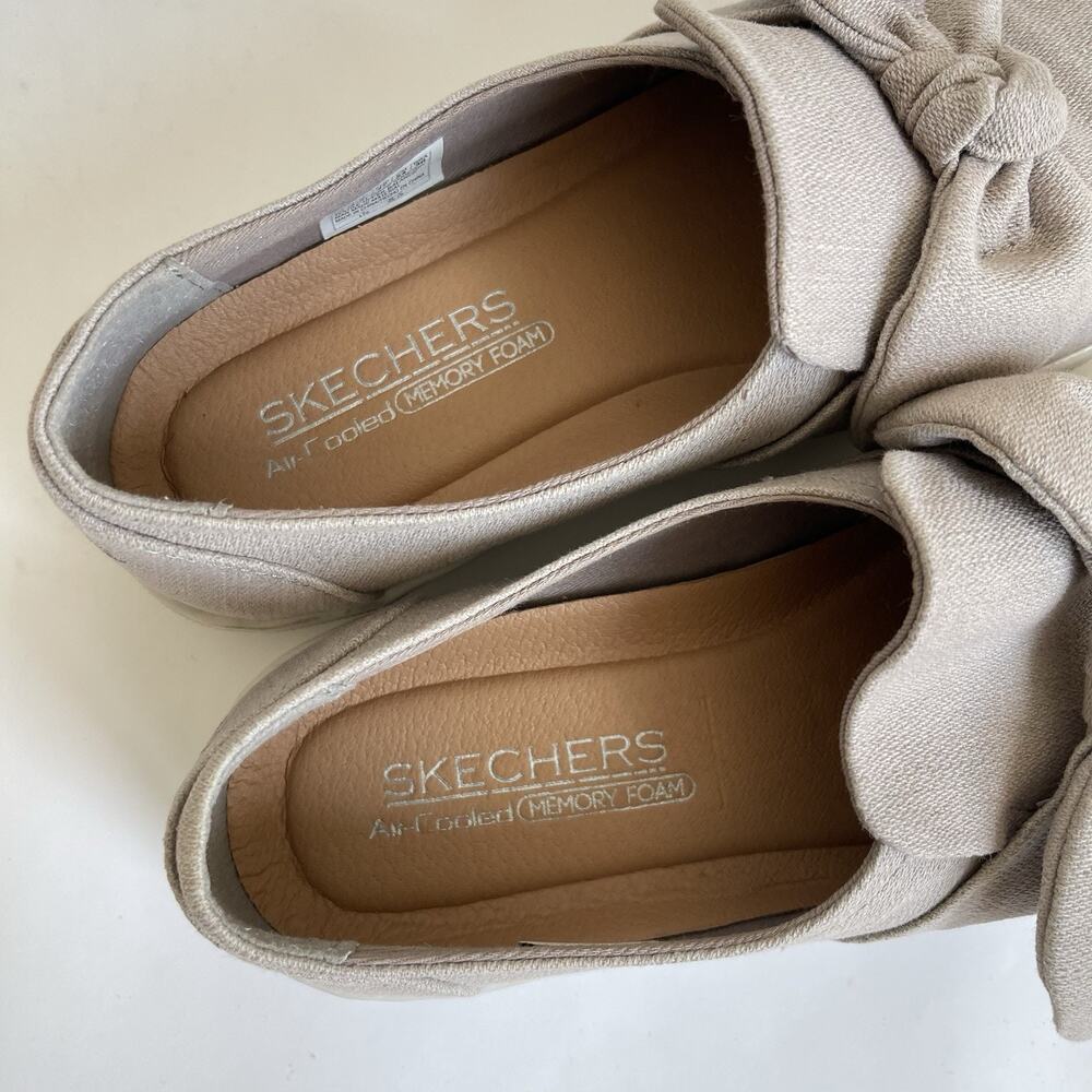 Skechers Bow Sneakers Women 7 Shoes Slip On Memory Foam Comfort Loafers - Picture 6 of 11